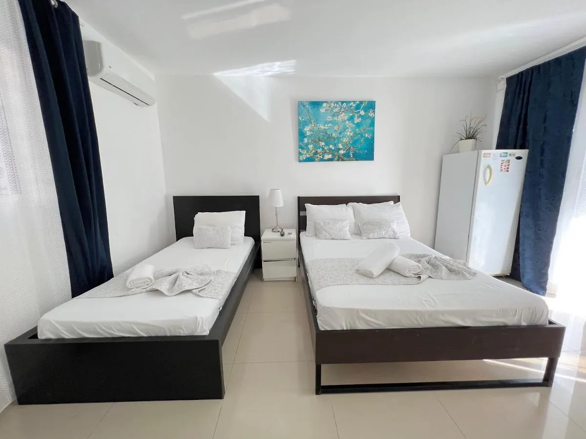Hotel Sol Caribe Suites - Playa Los Corales - Beach Club, Wifi, Swimming Pool - Calle Aruba